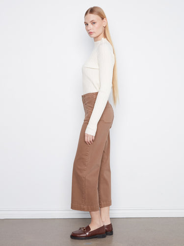 The rectangular patch pockets provide both style and functionality, making these pants a versatile addition to your wardrobe by Charlie B.