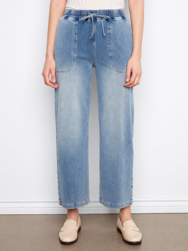 Light blue wide-leg jeans with comfortable stretch fabric for a relaxed fit by Charlie B.