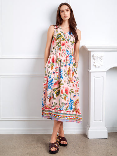 Hidden pockets add functionality to this stylish floral dress, making it practical yet chic for everyday wear by Charlie B.