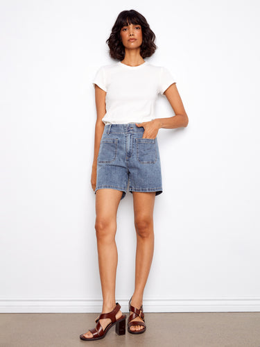 Denim shorts featuring a regular fit with short length, perfect for casual outings. The stretch fabric ensures comfort. By Charlie B.