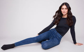 Women wearing skinny pull-on pants