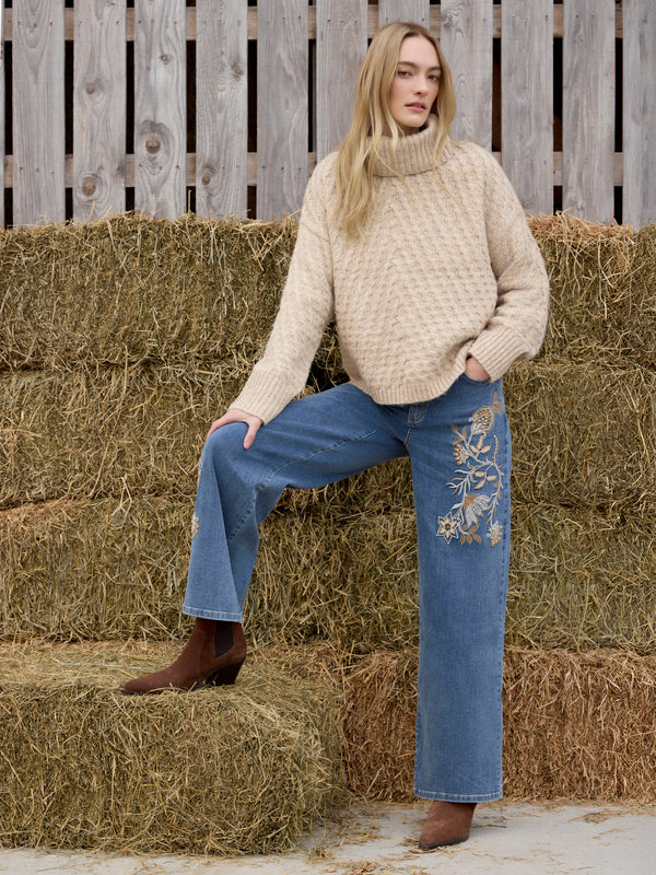 Embroidered Wide Leg Jeans With Flowers - Medium Blue