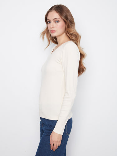 Enjoy the comfort of the slim fit design in this chic top made from an exquisite stretch cotton-tencel blend by Charlie B.