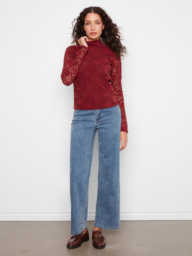 With its slim fit, this top beautifully accentuates the silhouette for a flattering look by Charlie B.