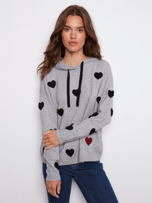 Embroidered hearts in bouclé on a comfy grey hoodie sweater with ribbed details by Charlie B.