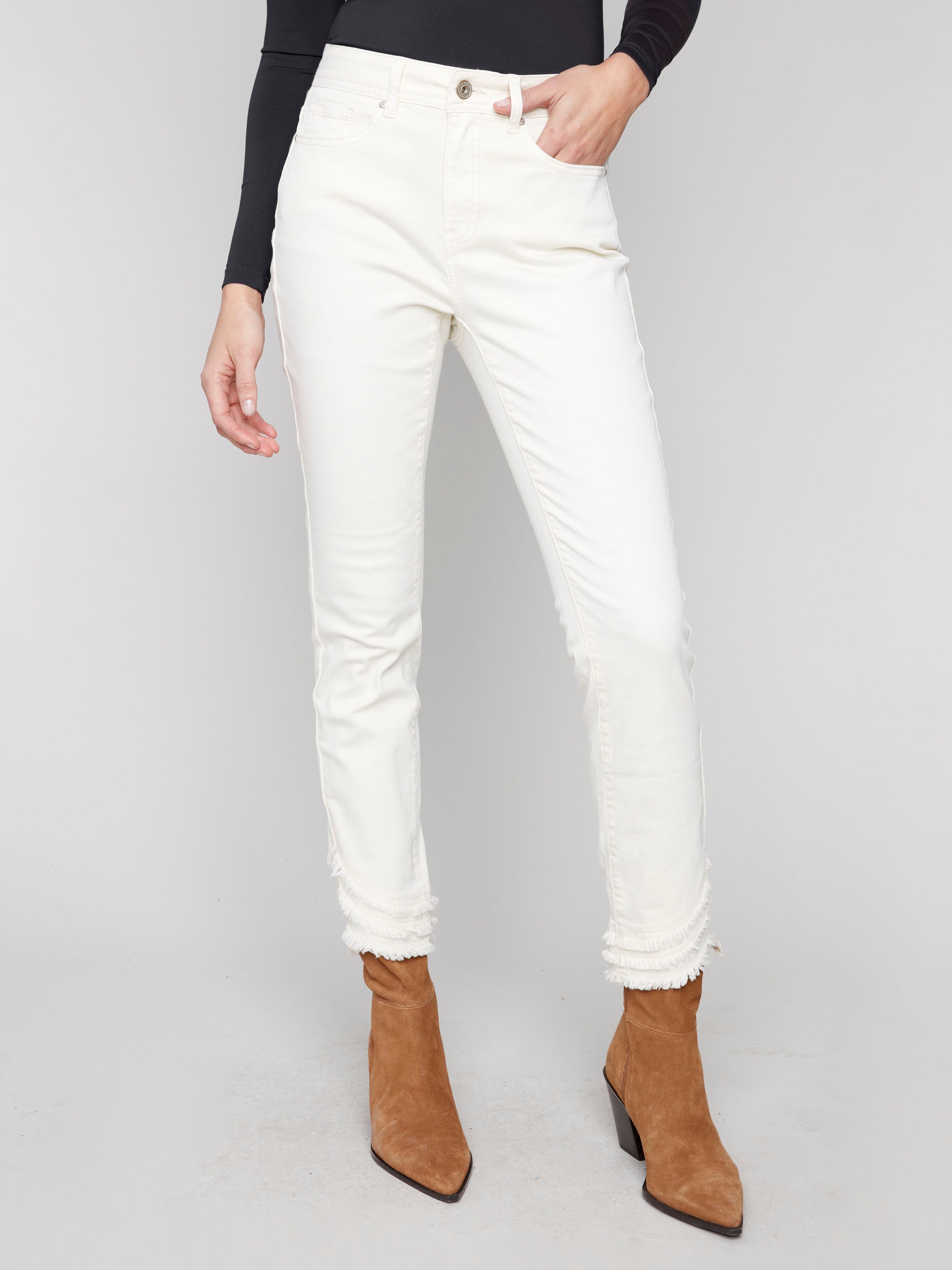 Five-pocket design skinny pants in natural color, showcasing an ankle-length cut by Charlie B.