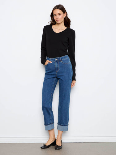 Blue jeans with a straight-leg silhouette in stretch denim, featuring a regular rise and cuffed hem by Charlie B.