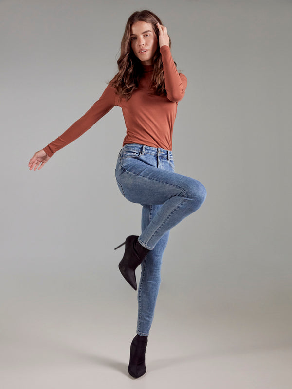 Sophisticated slim fit sepia top with fine ribbing, enhancing your silhouette effortlessly by Charlie B.