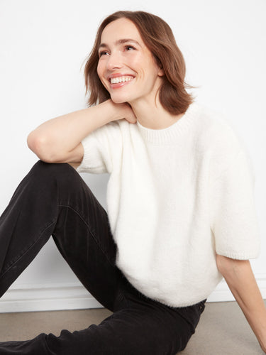 Enjoy the relaxed fit that offers both style and ease, allowing you to move freely while looking effortlessly chic by Charlie B.