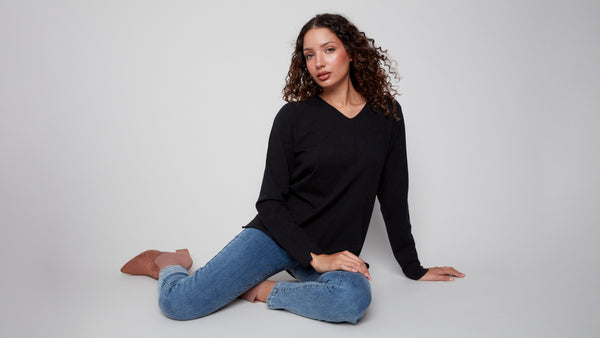 Basic V-Neck Sweater - Black