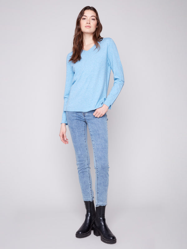 Long-sleeve heather oxford sweater in a classic fit, ideal for any occasion by Charlie B.