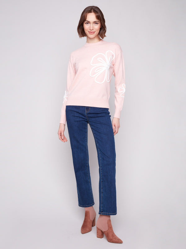 Chic long-sleeve sweater with crew neck design for a classic and comfortable fit by Charlie B.