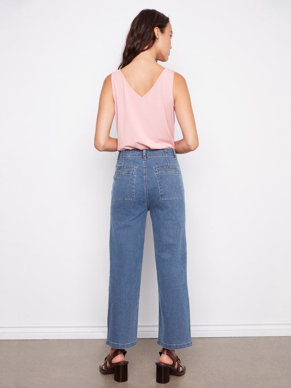 With a regular rise, these jeans ensure a comfortable and flattering fit at the waistline by Charlie B.