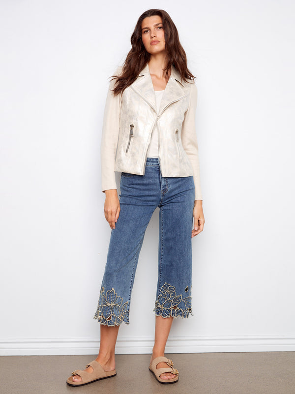 Featuring a classic five-pocket design, these versatile jeans are ideal for everyday wear. Crafted by Charlie B.