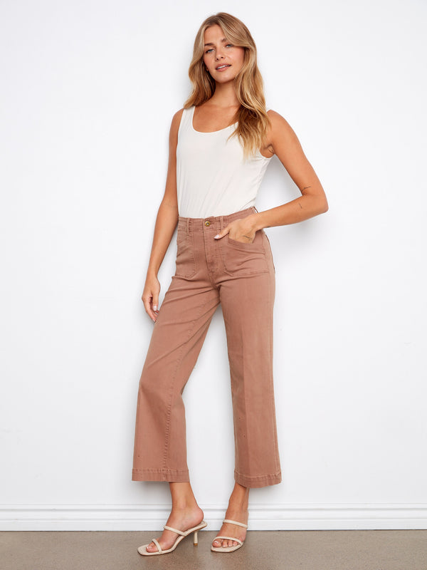 Showcasing a regular rise, these pants ensure a comfortable fit around the waist. Perfect for pairing with your favorite top. By Charlie B.