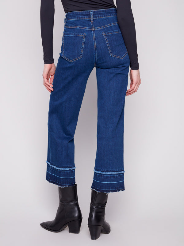 Regular rise indigo jeans with a chic cropped length, ideal for any casual occasion by Charlie B.