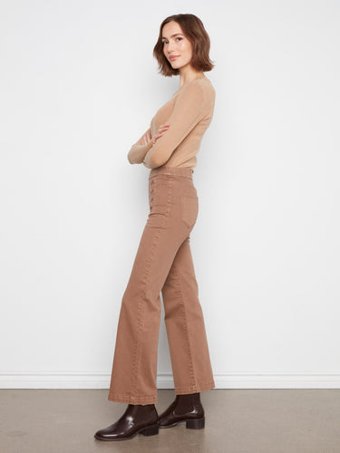 Crafted from stretch twill fabric, these jeans ensure flexibility and style by Charlie B.