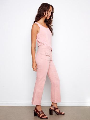 The cropped length of these pants is ideal for showcasing your favorite footwear. Elegantly crafted by Charlie B.
