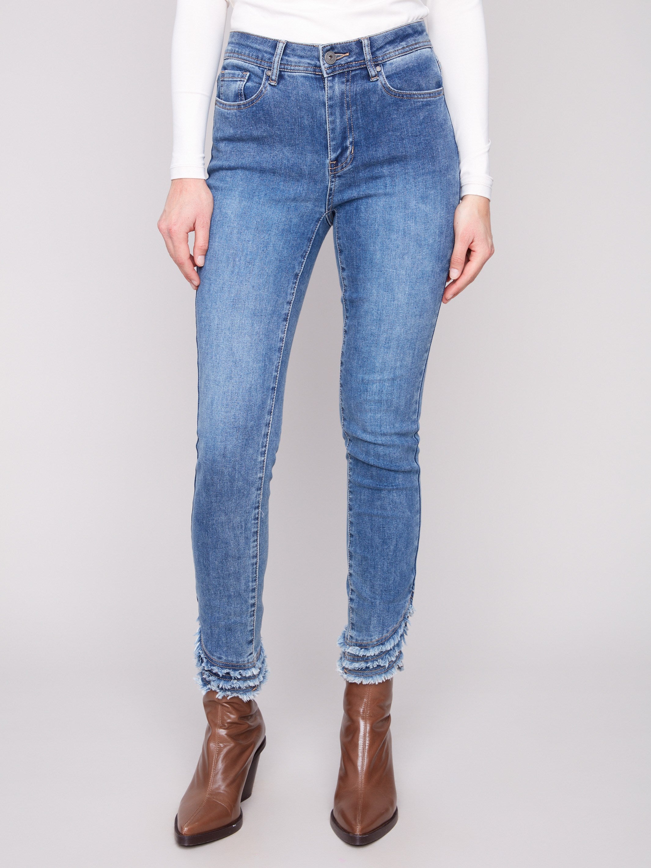 These ankle-length denim pants offer both comfort and stretch, perfect for everyday wear by Charlie B.