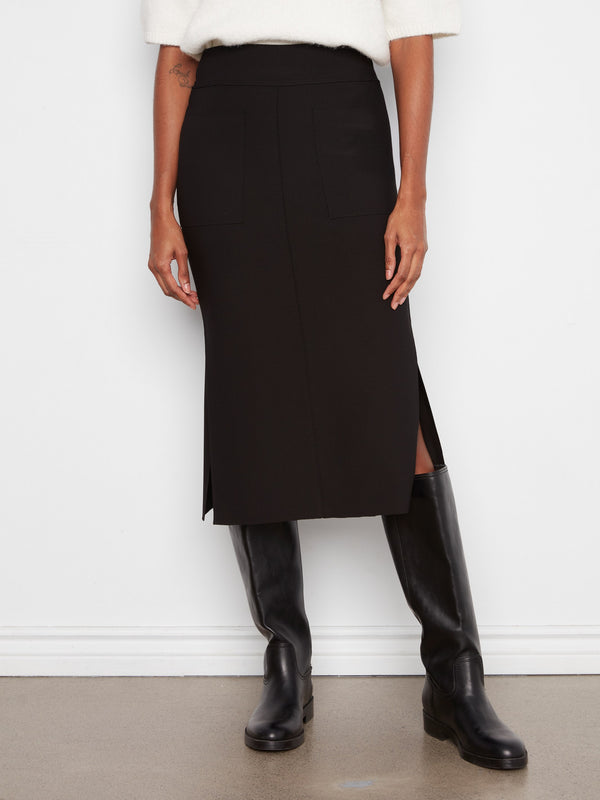 Crepe Skirt With Patch Pockets - Black