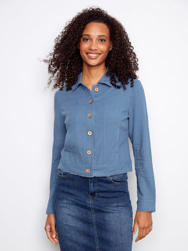 Crafted with frayed edges, this jacket offers a chic and relaxed vibe. Ideal for pairing with jeans or skirts by Charlie B.