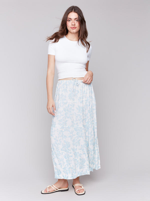 Elastic waistband skirt with a side slit in a maxi length by Charlie B.