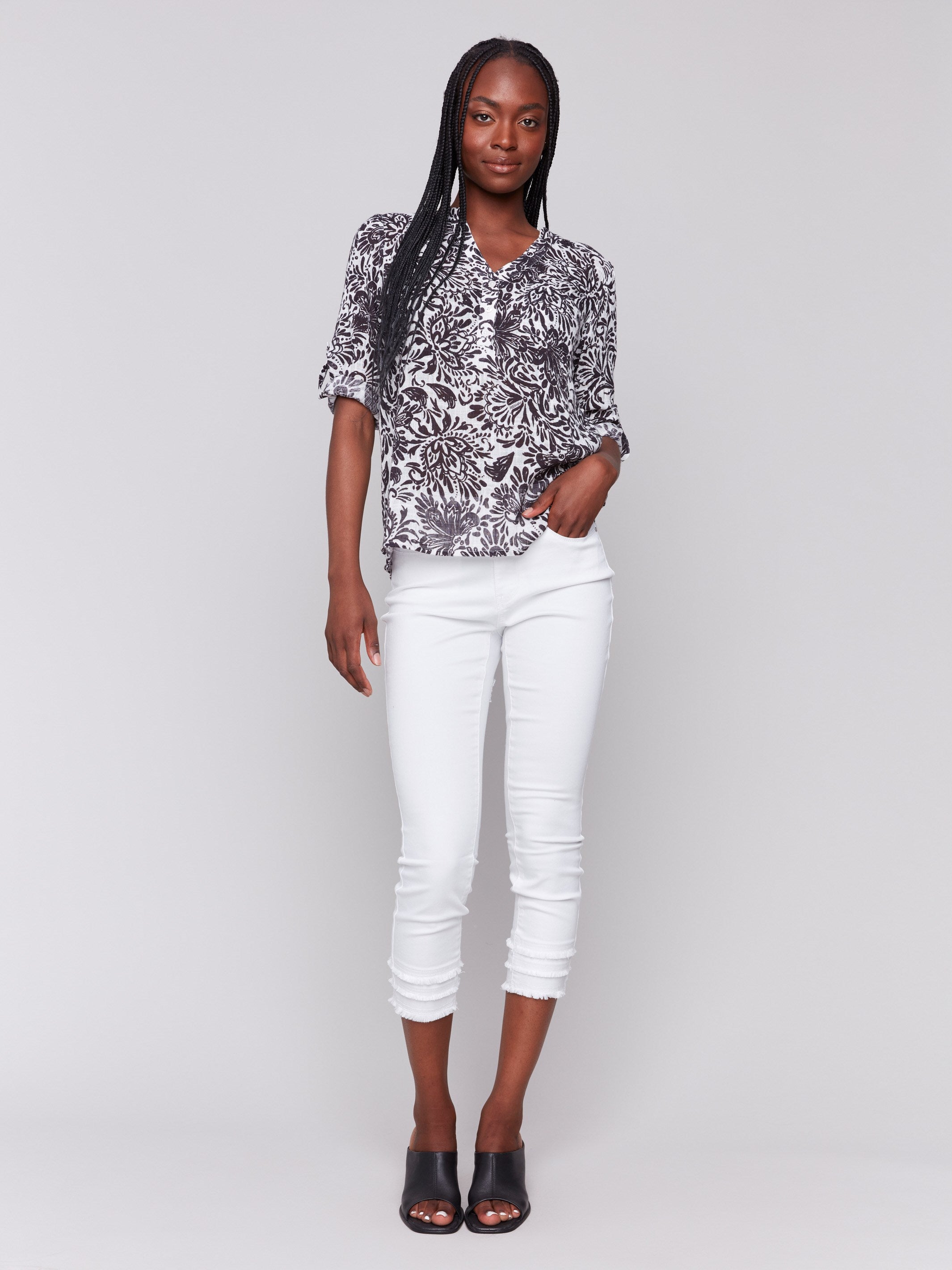 Cotton gauze blouse with adjustable 3/4 roll-up sleeves in pepper color by Charlie B.