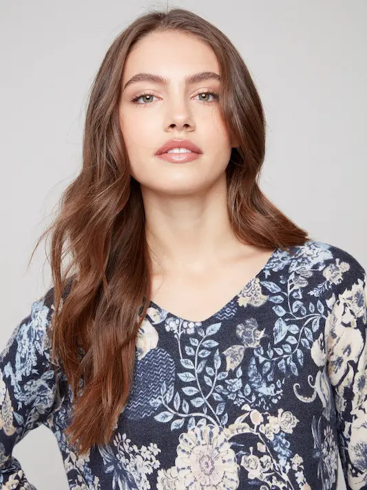 Printed V-Neck Sweater - Posh
