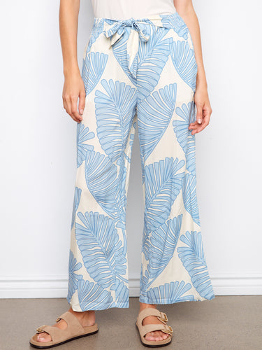 These pants feature a regular rise and slash pockets, blending comfort with style in a striking design by Charlie B.