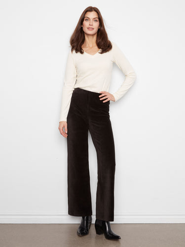 These pants feature a wide leg design, perfect for a stylish and comfortable look by Charlie B.