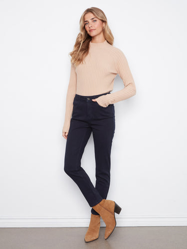 Enjoy ultimate flexibility in these stretch twill fabric pants, ensuring all-day comfort. By Charlie B.