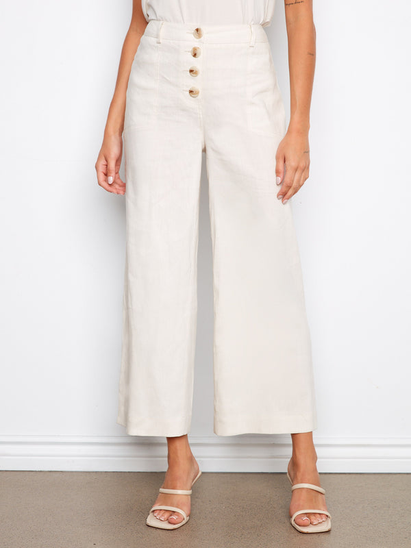 Crafted with a cropped length, these pants provide a modern and chic look perfect for warmer days by Charlie B.