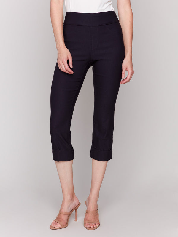 Stretch Pull-On Capri Pants - Black