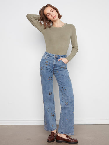 Full-length jeans designed with regular rise for a classic fit that complements any wardrobe staple beautifully. By Charlie B.