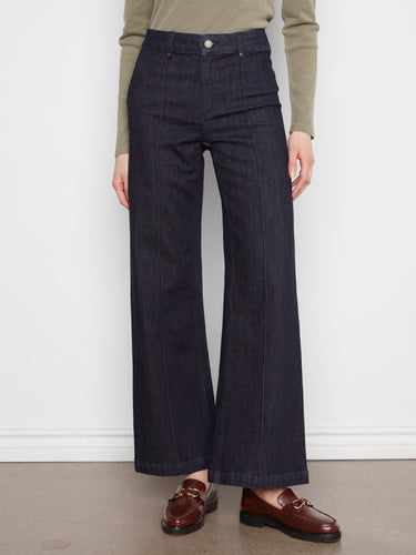 Crafted with full-length fabric, these jeans provide a sleek silhouette for any occasion by Charlie B.