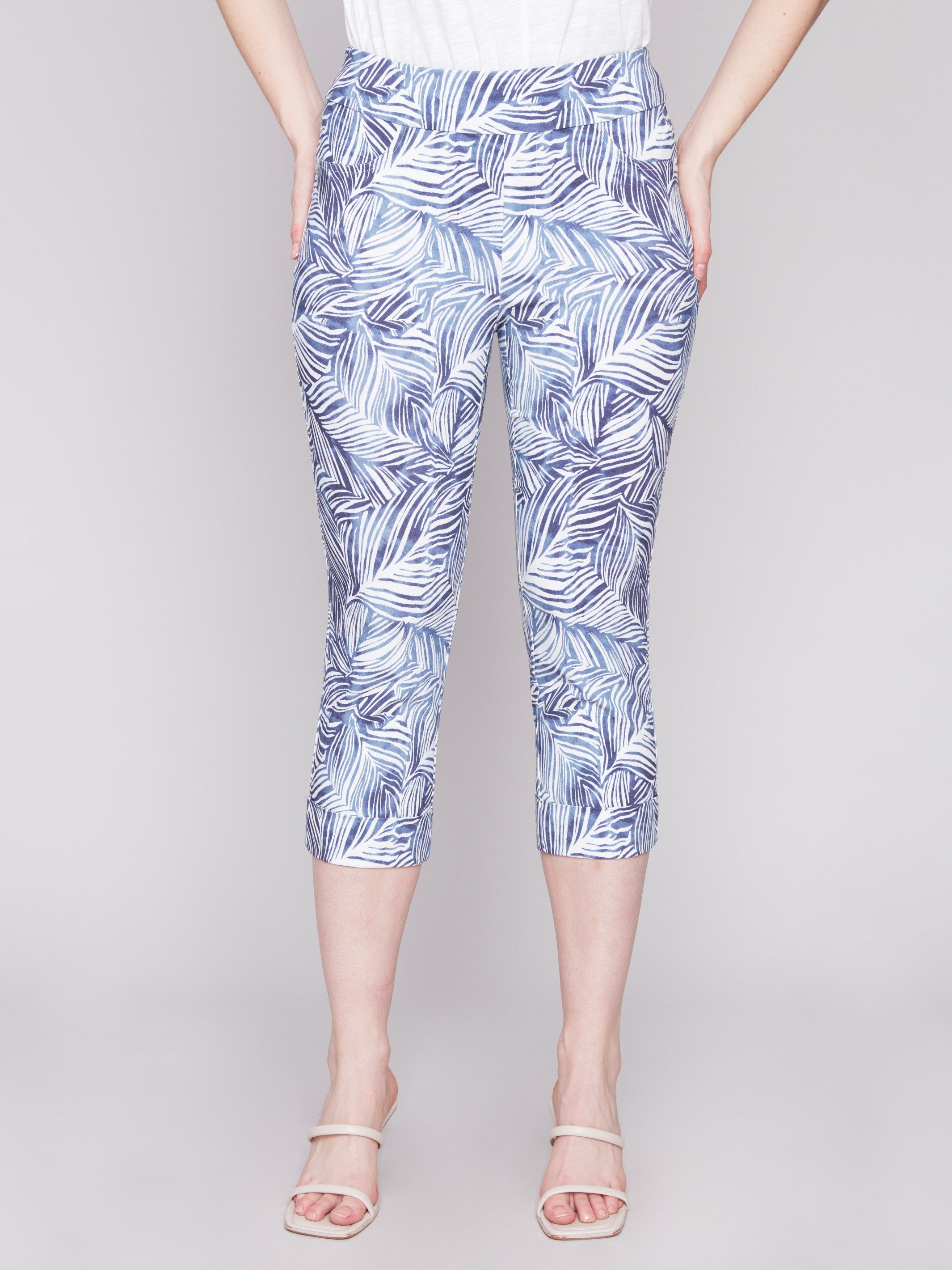 Charlie B Printed Stretch Pull-On Capri Pants - Leaves - Image 3