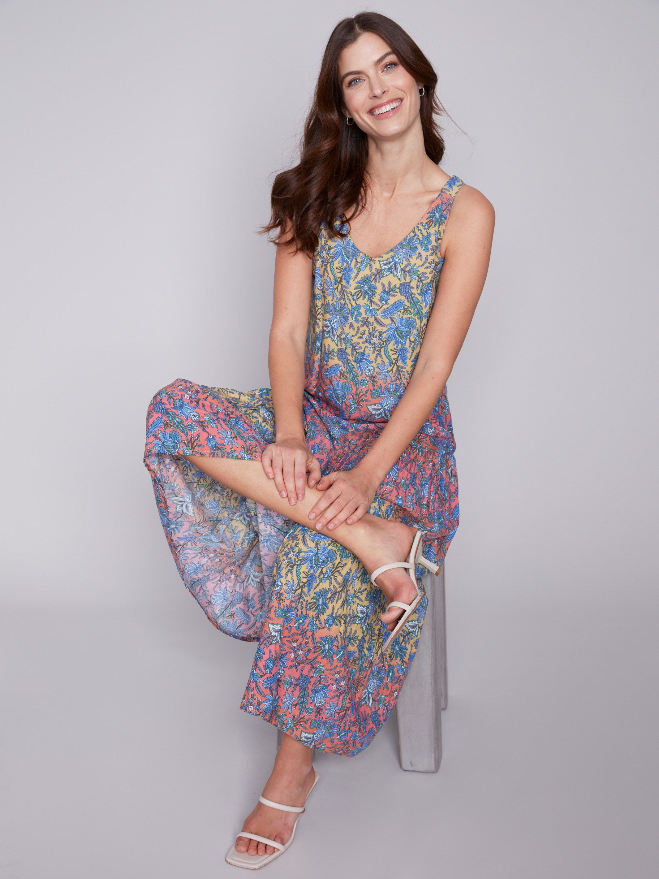 Charlie B Medium Denim V Neck Collar Pocket Dress