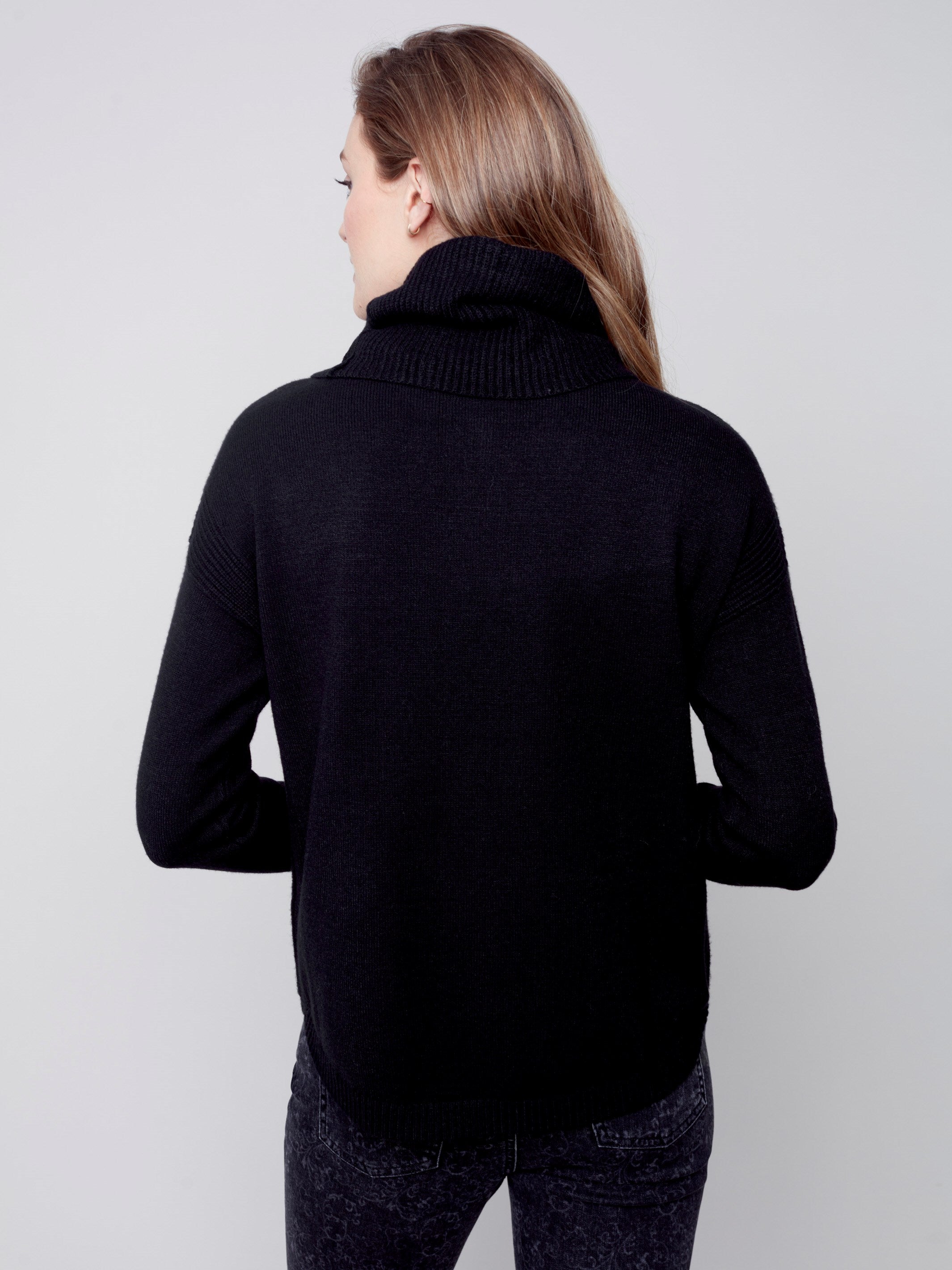 Sweater with Removable Scarf - Black